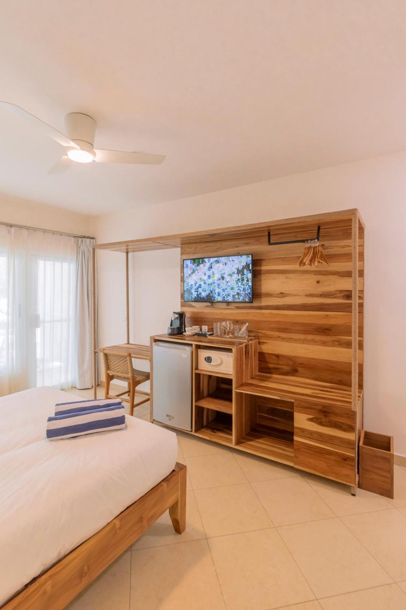 Hotel Santa Teresa By The Beach Playa Santa Teresa  المظهر الخارجي الصورة